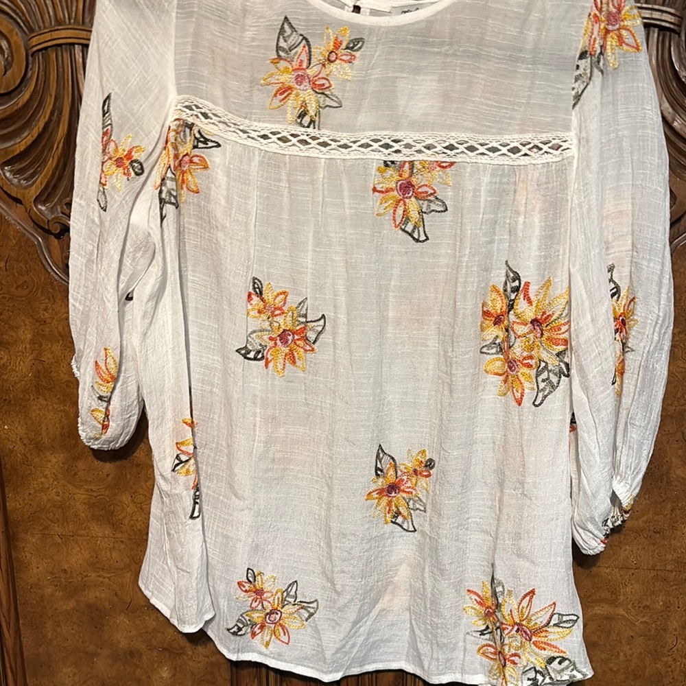 Floral Embroidered White Top